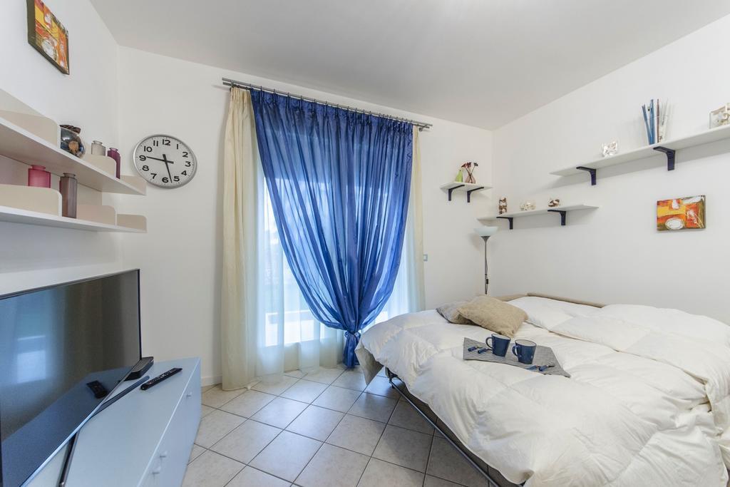Residence Elisa Piano Terra Con Giardino E Posto Spiaggia Incluso Каорле Экстерьер фото